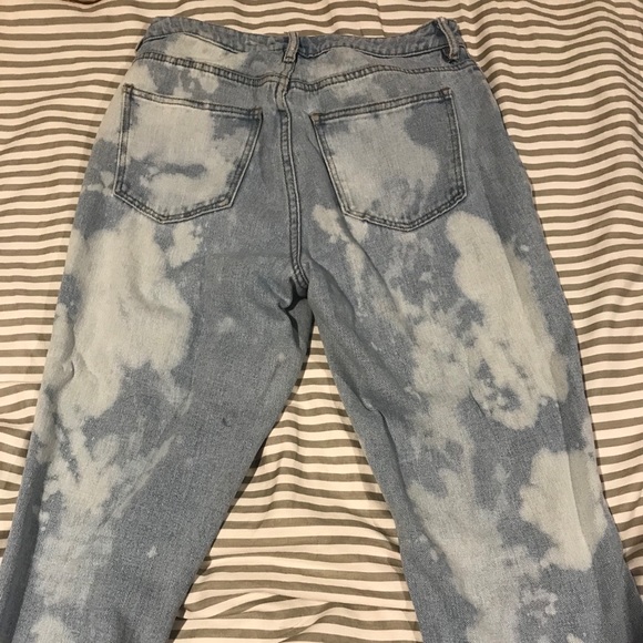 Pacsun Bleached Jeans - Picture 4 of 5